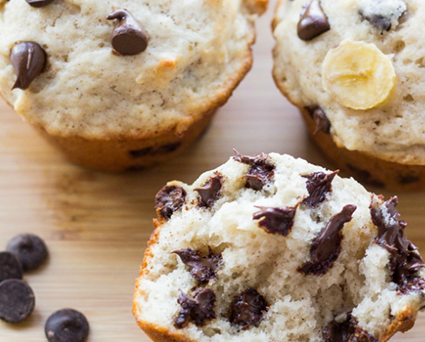 CUPCAKES DE BANANO Y CHOCOLATE