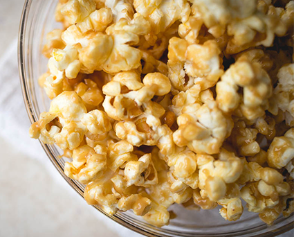 PALOMITAS DE MAÍZ CON COCO Y MARGARINA