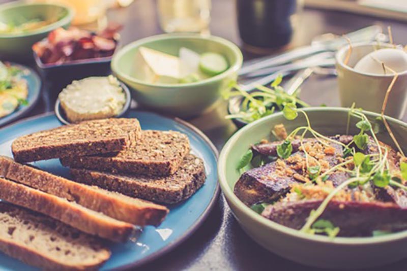 Alimentación sana, un tema que no tiene fecha de vencimiento Claves para llevar una alimentación sana