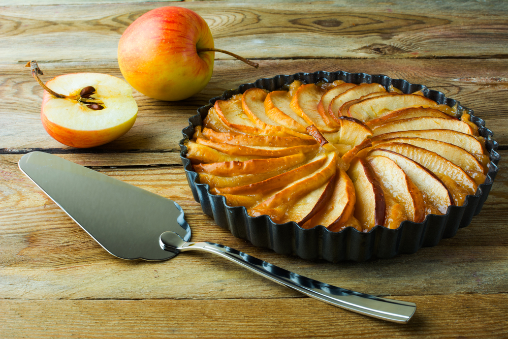 Cómo preparar un sencillo y delicioso pie de manzana