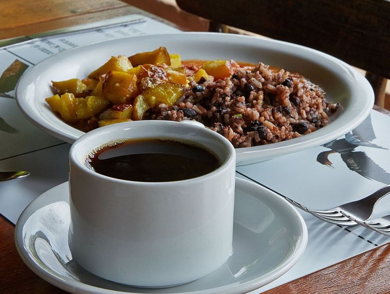 desayuno tico