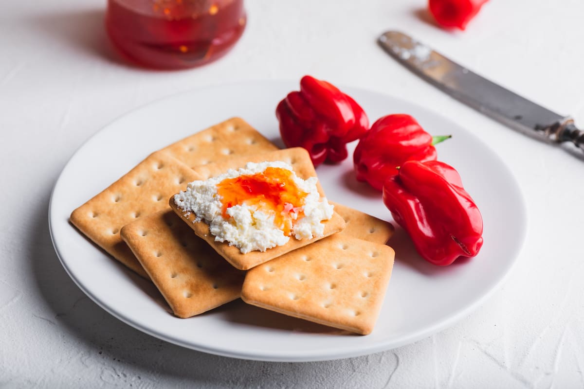 galletas saladas de queso